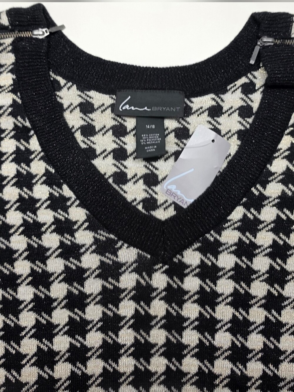 Lane Bryant Black & Cream Houndstooth V-Neck Sweater